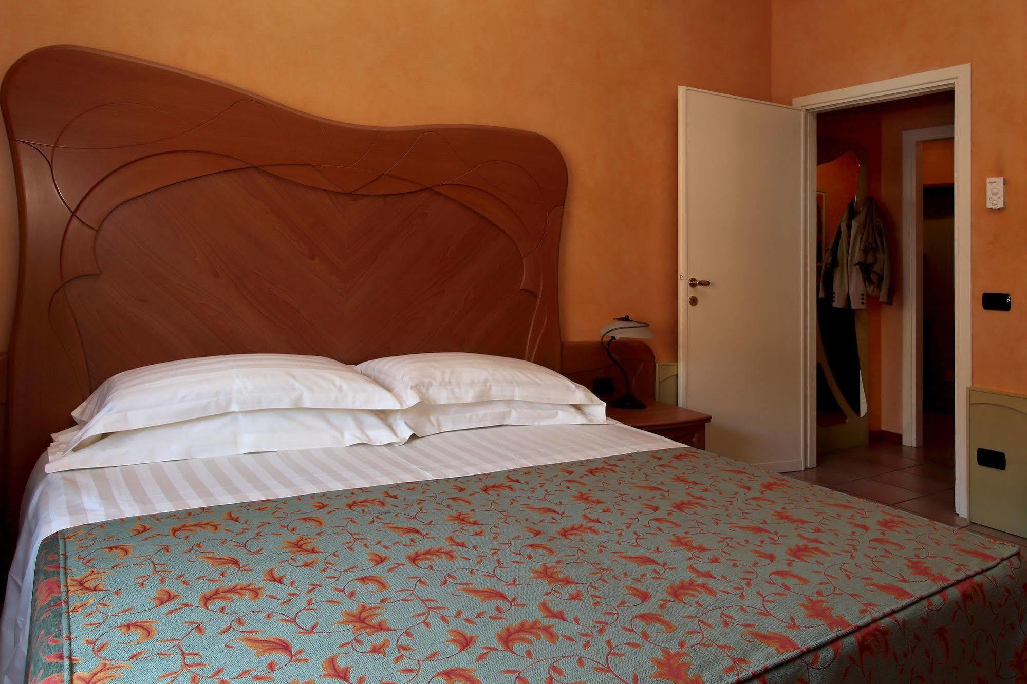 Residence Liberty Πάρμα Εξωτερικό φωτογραφία